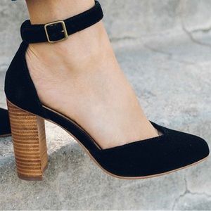 Soludos - Suede Collette Heel in black